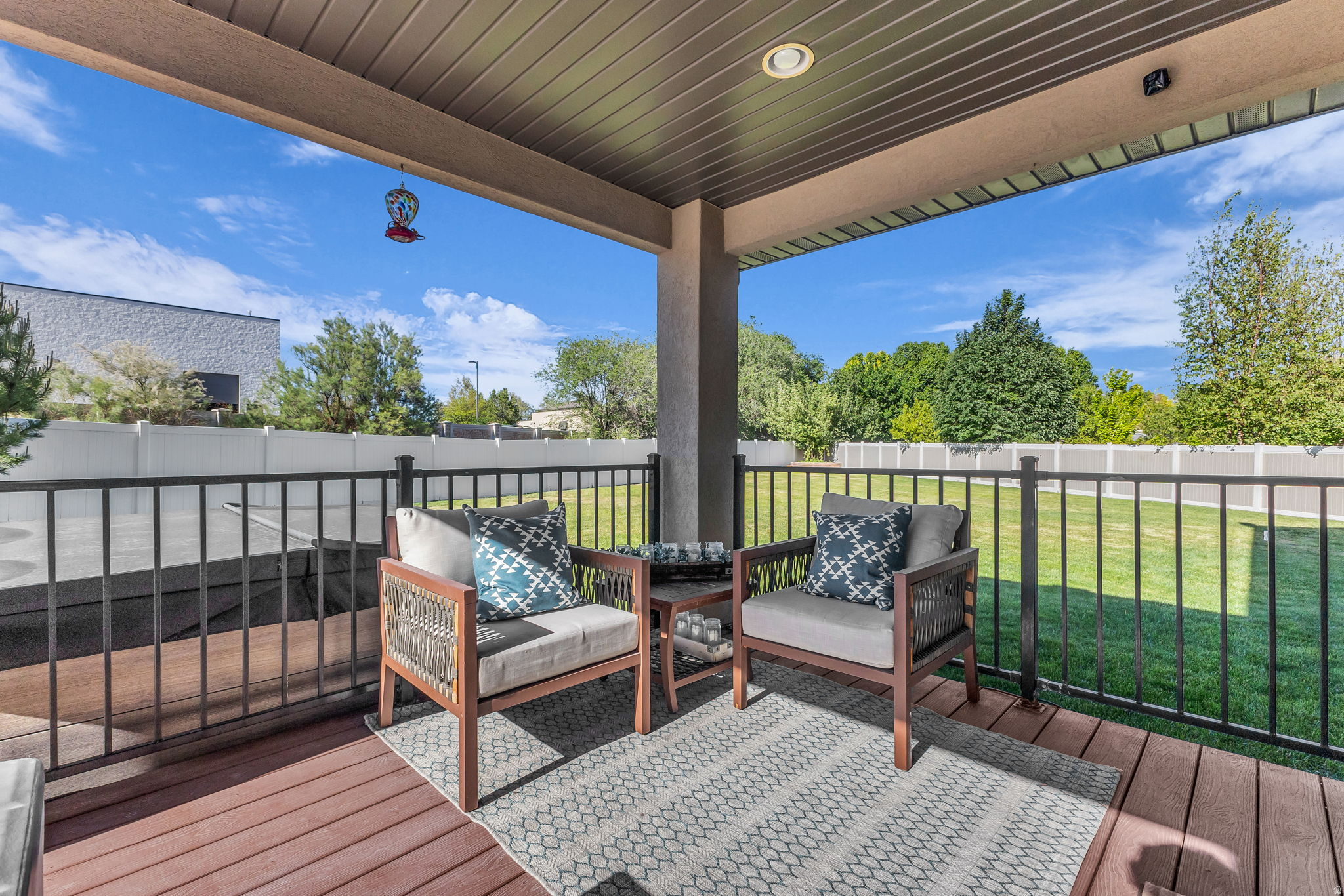 MEADOWS - Residential