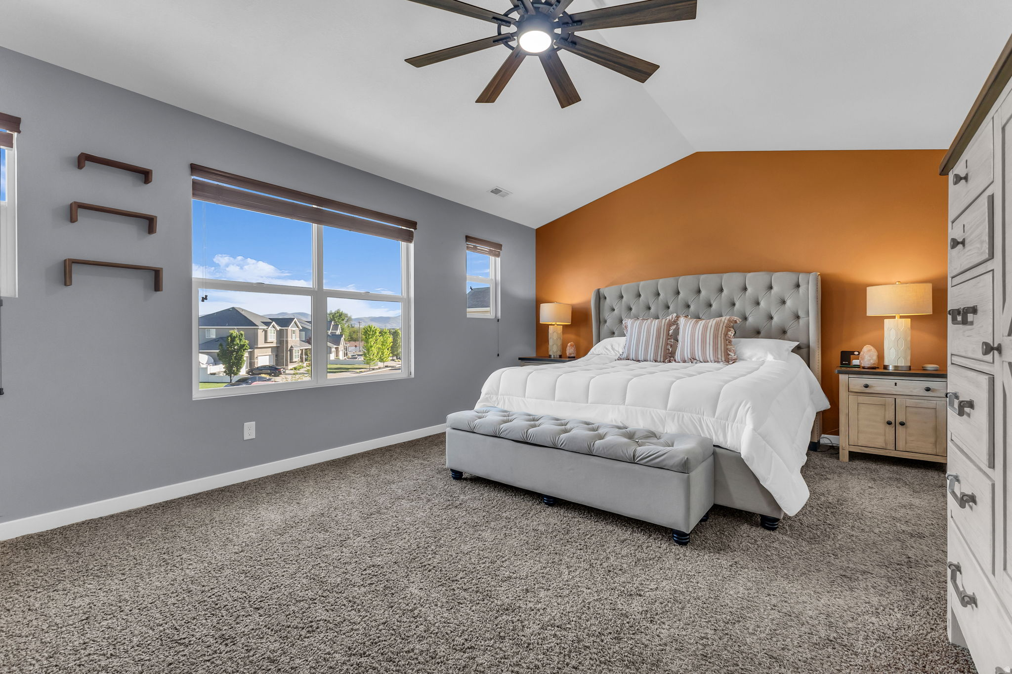 MEADOWS - Residential