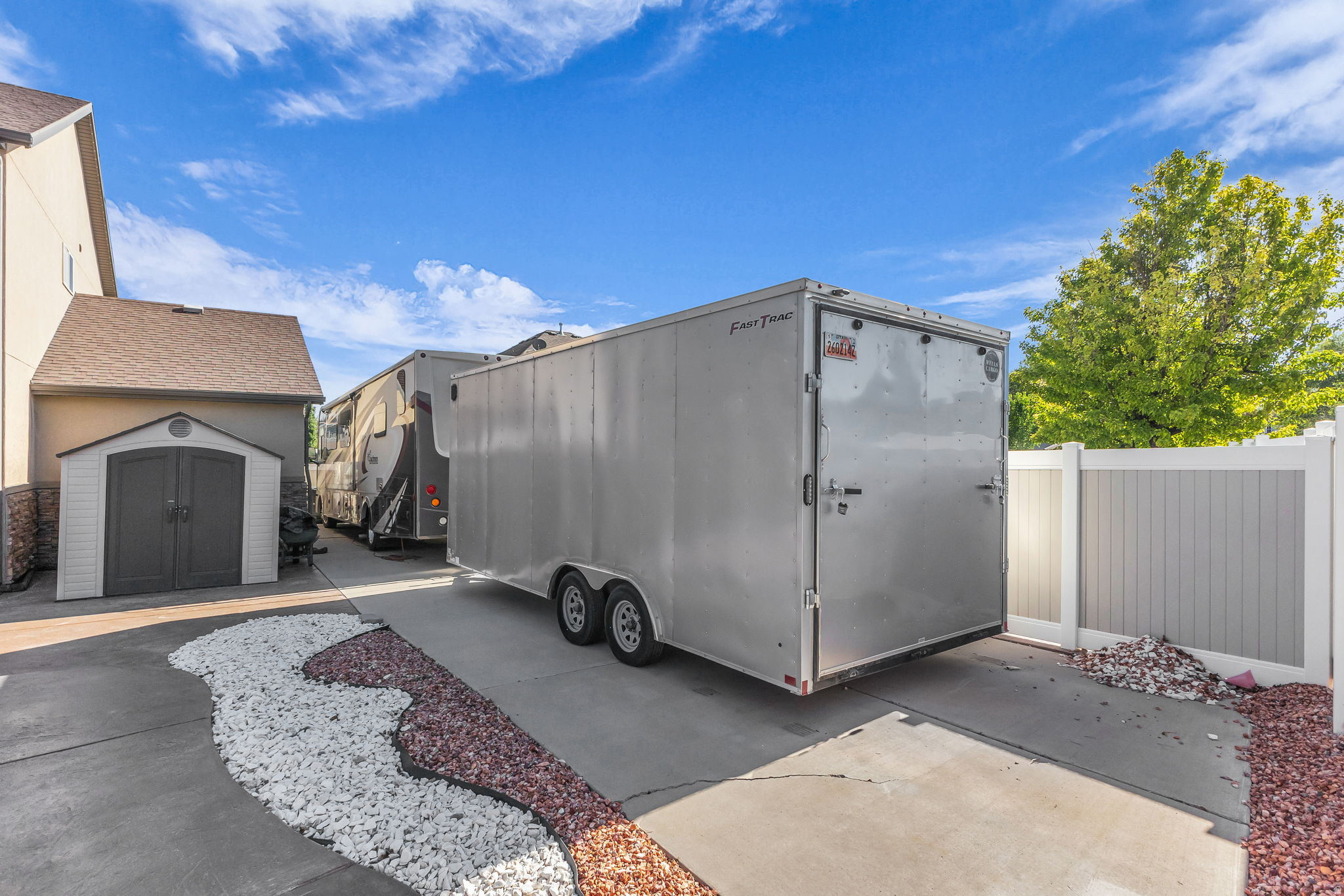 MEADOWS - Residential
