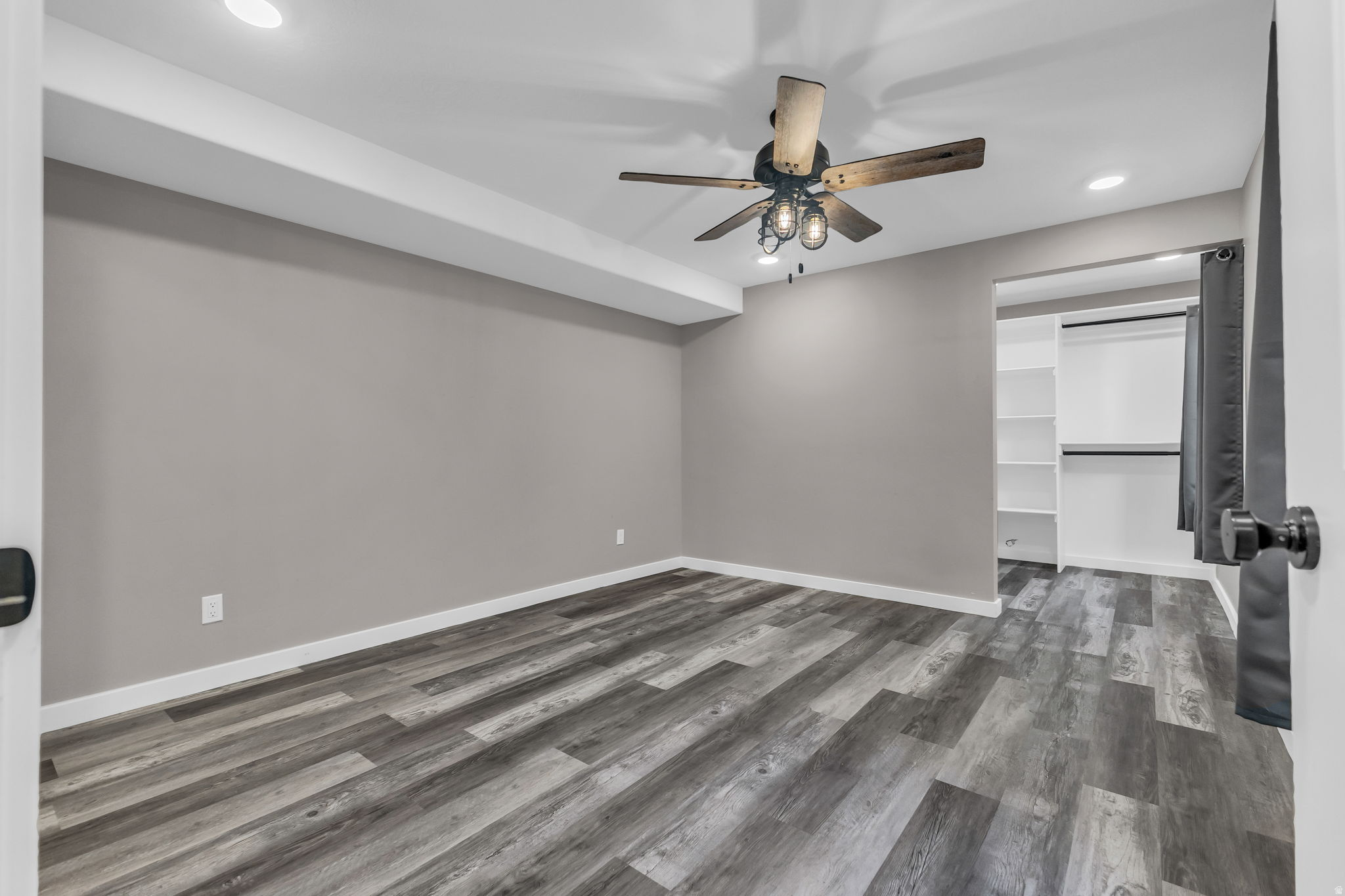 MEADOWS - Residential