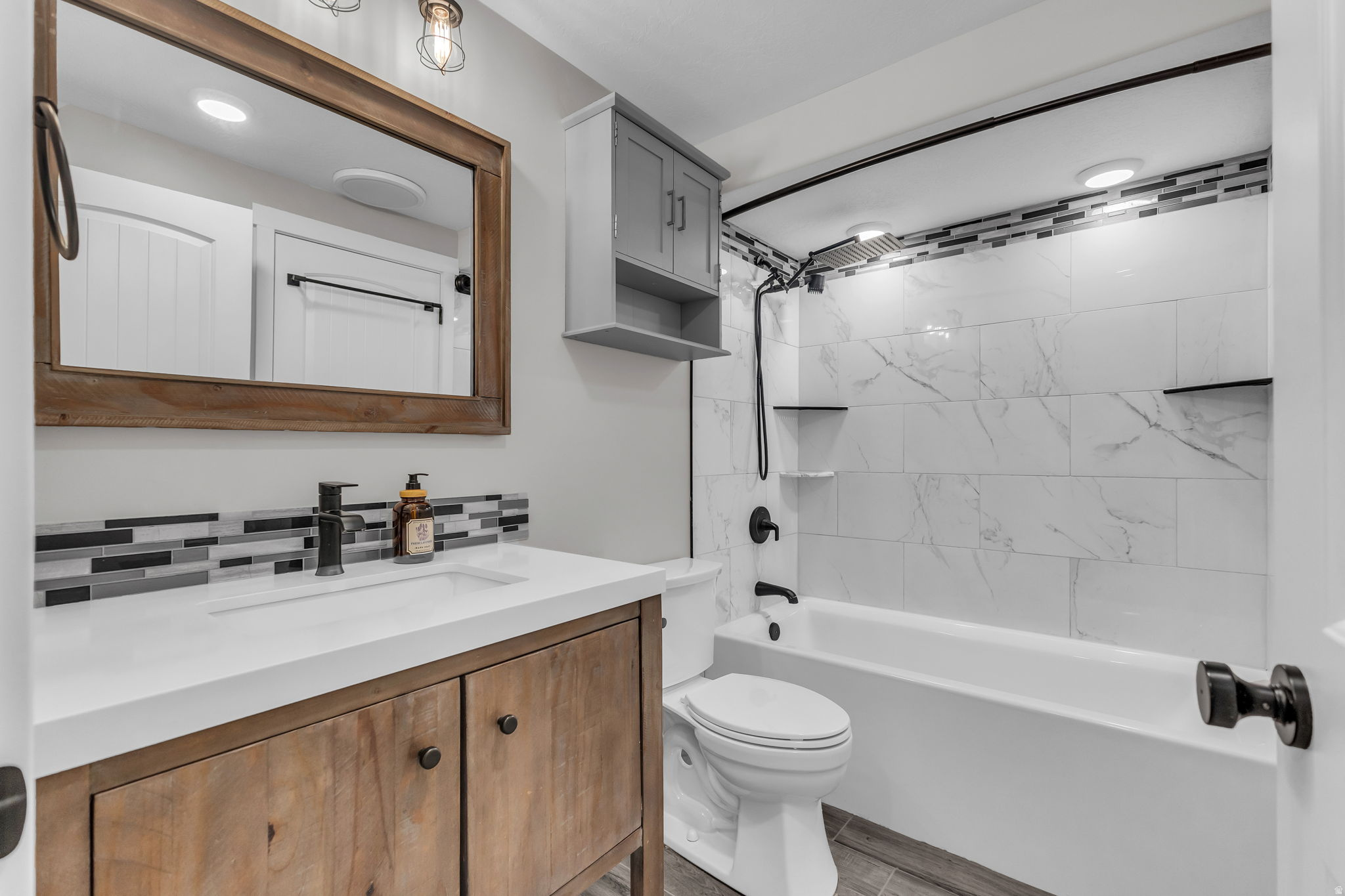 MEADOWS - Residential