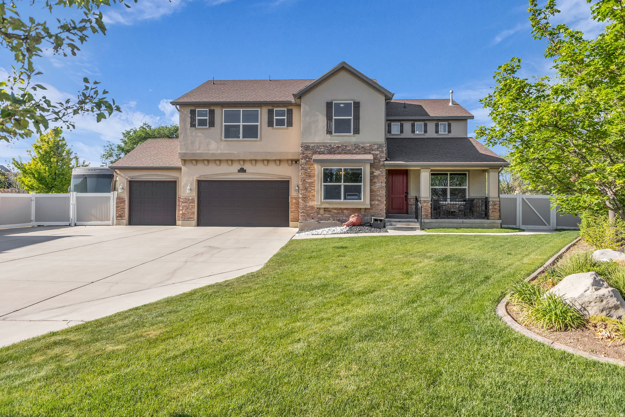 MEADOWS - Residential