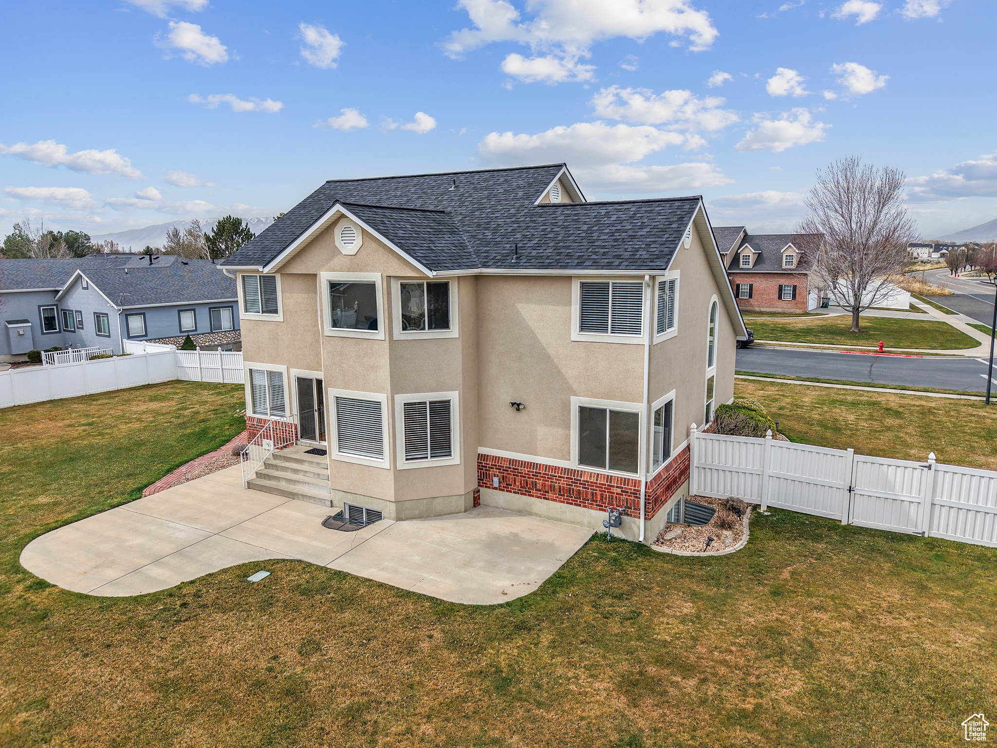 9844 N 6180 St, Highland, Utah image 32