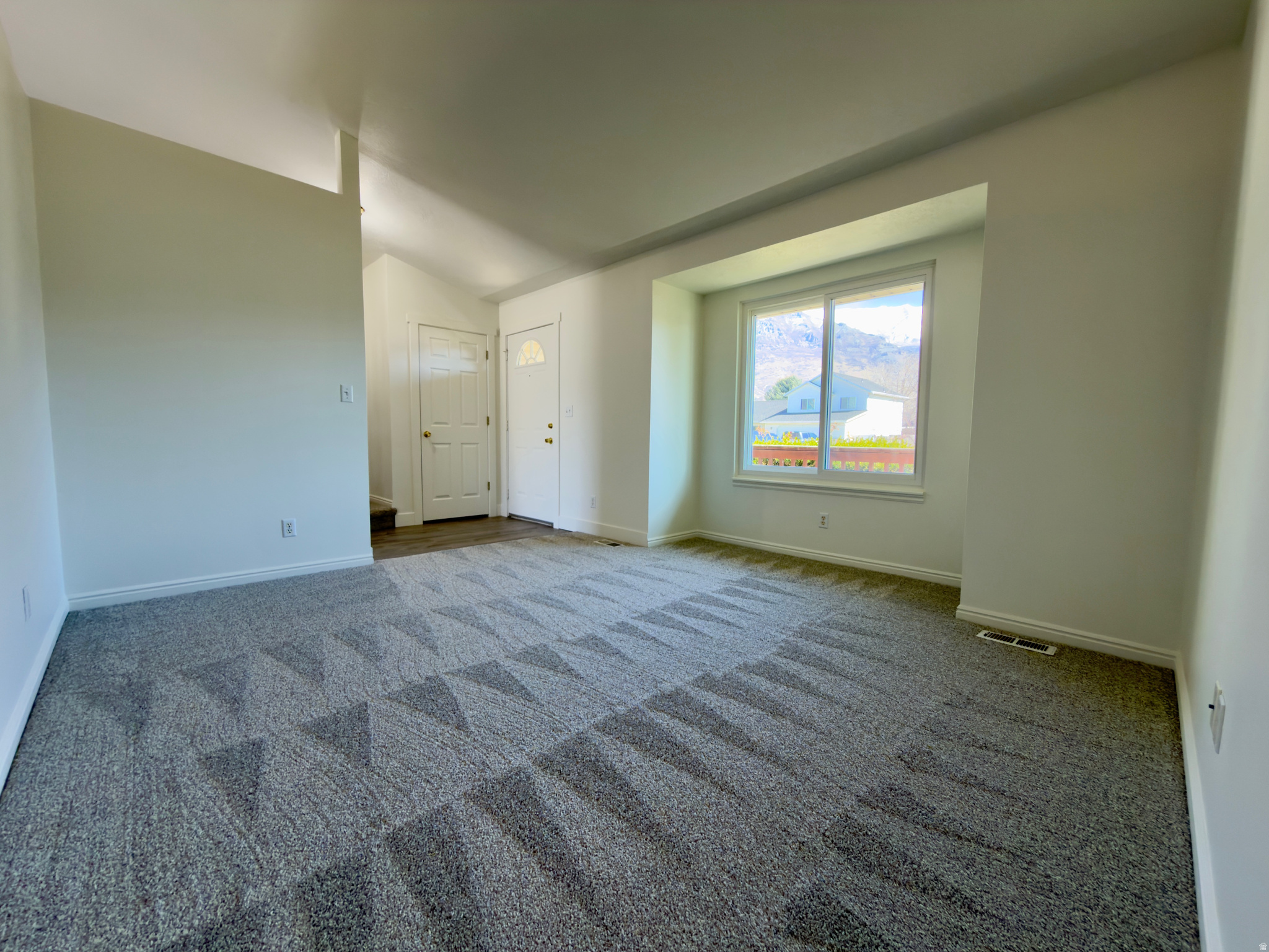 VALLEY CREST - Residential