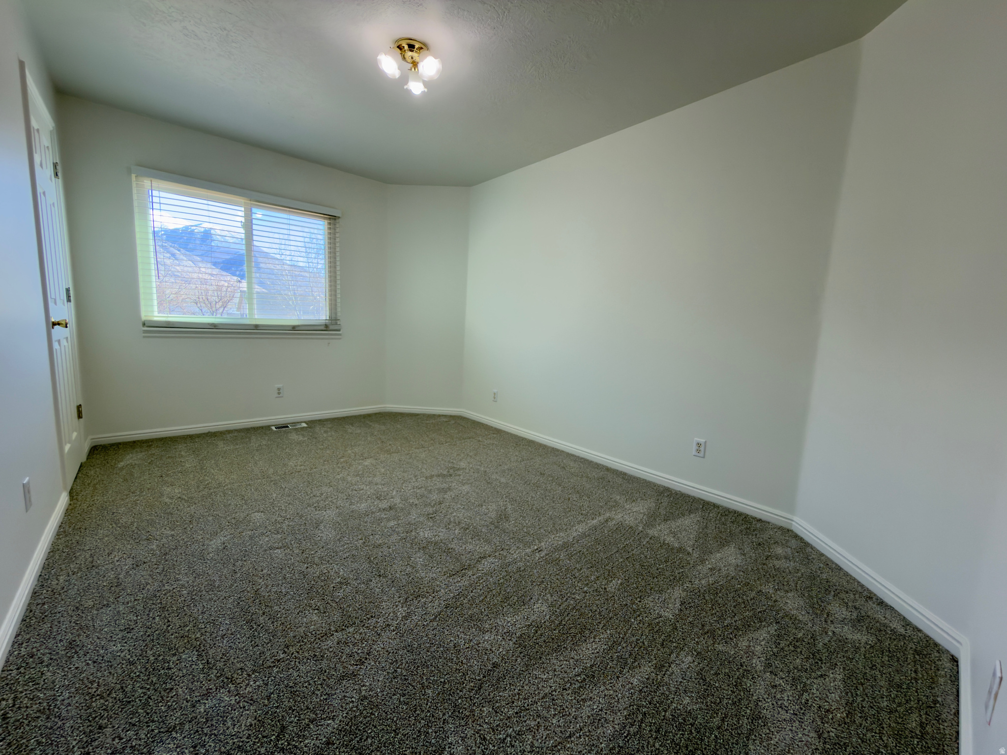 VALLEY CREST - Residential