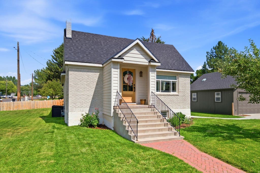 Photo of 11 S 500 E, Heber City, UT 84032 (MLS # 2171696)