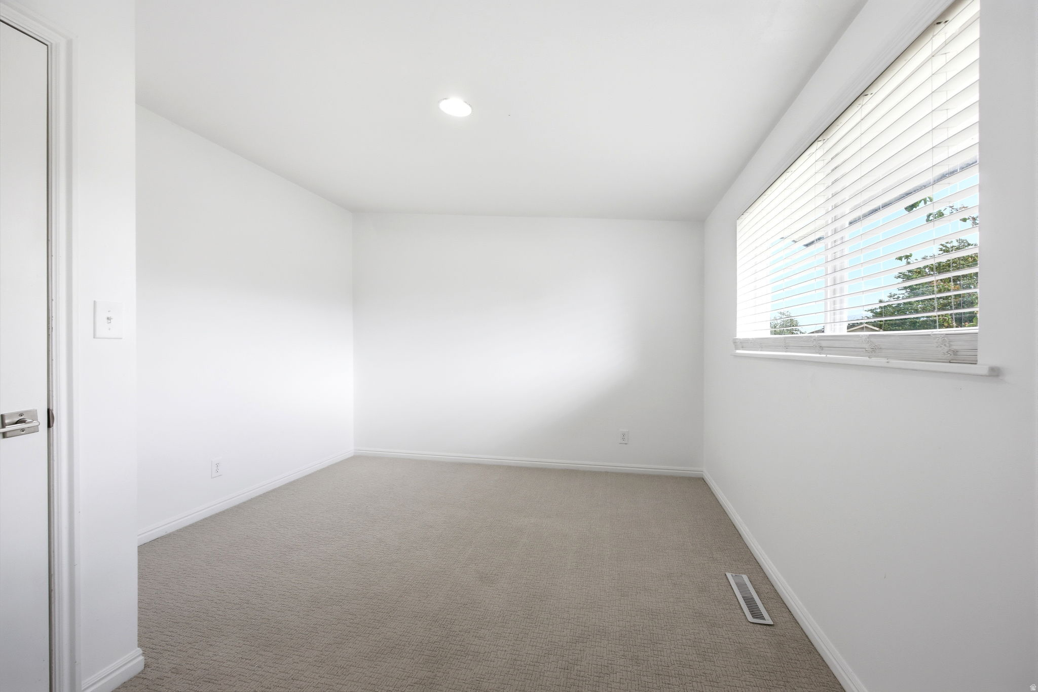 AUBURN GARDENS - Residential