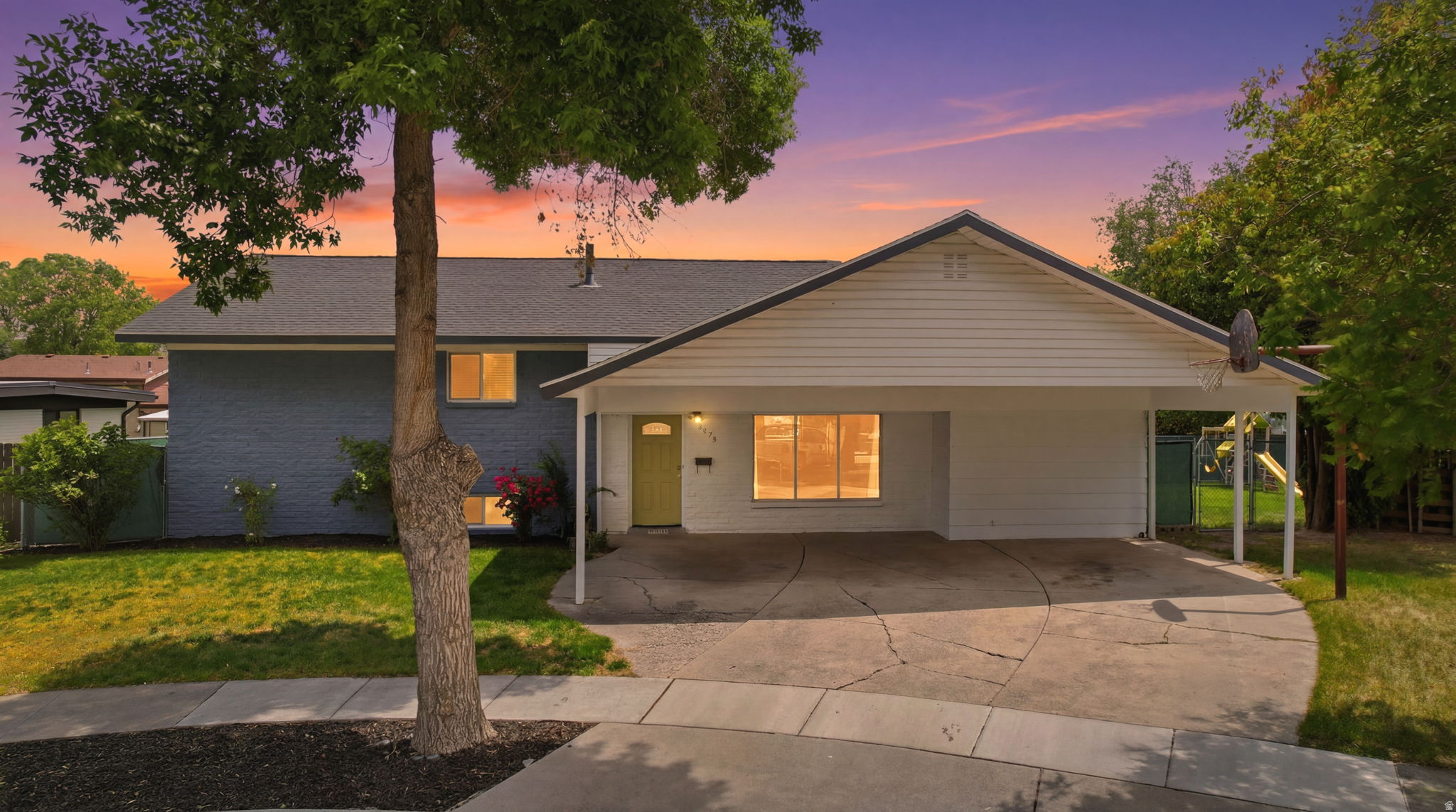AUBURN GARDENS - Residential
