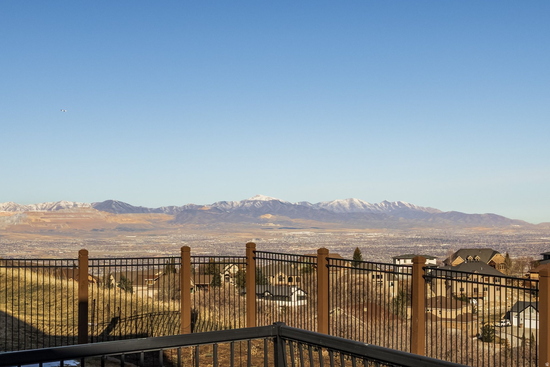 SUNCREST - Residential