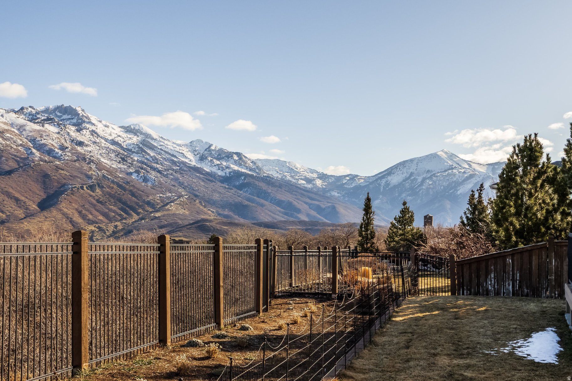 SUNCREST - Residential