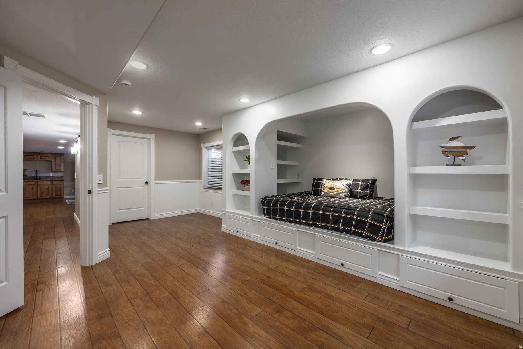 SUNCREST - Residential