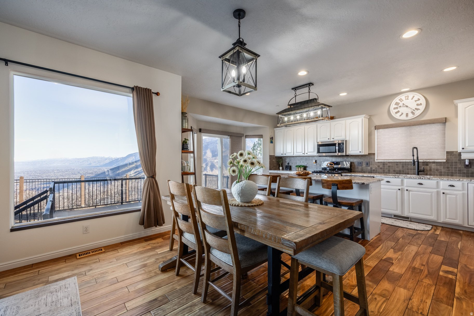 SUNCREST - Residential