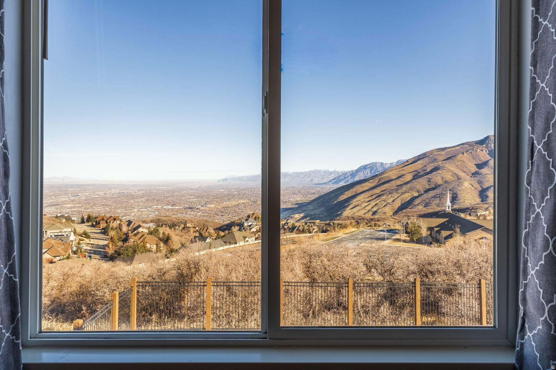 SUNCREST - Residential