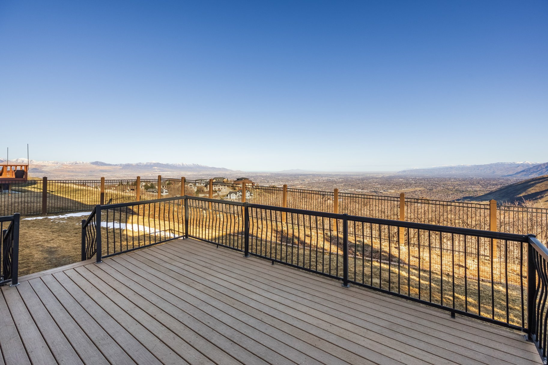 SUNCREST - Residential