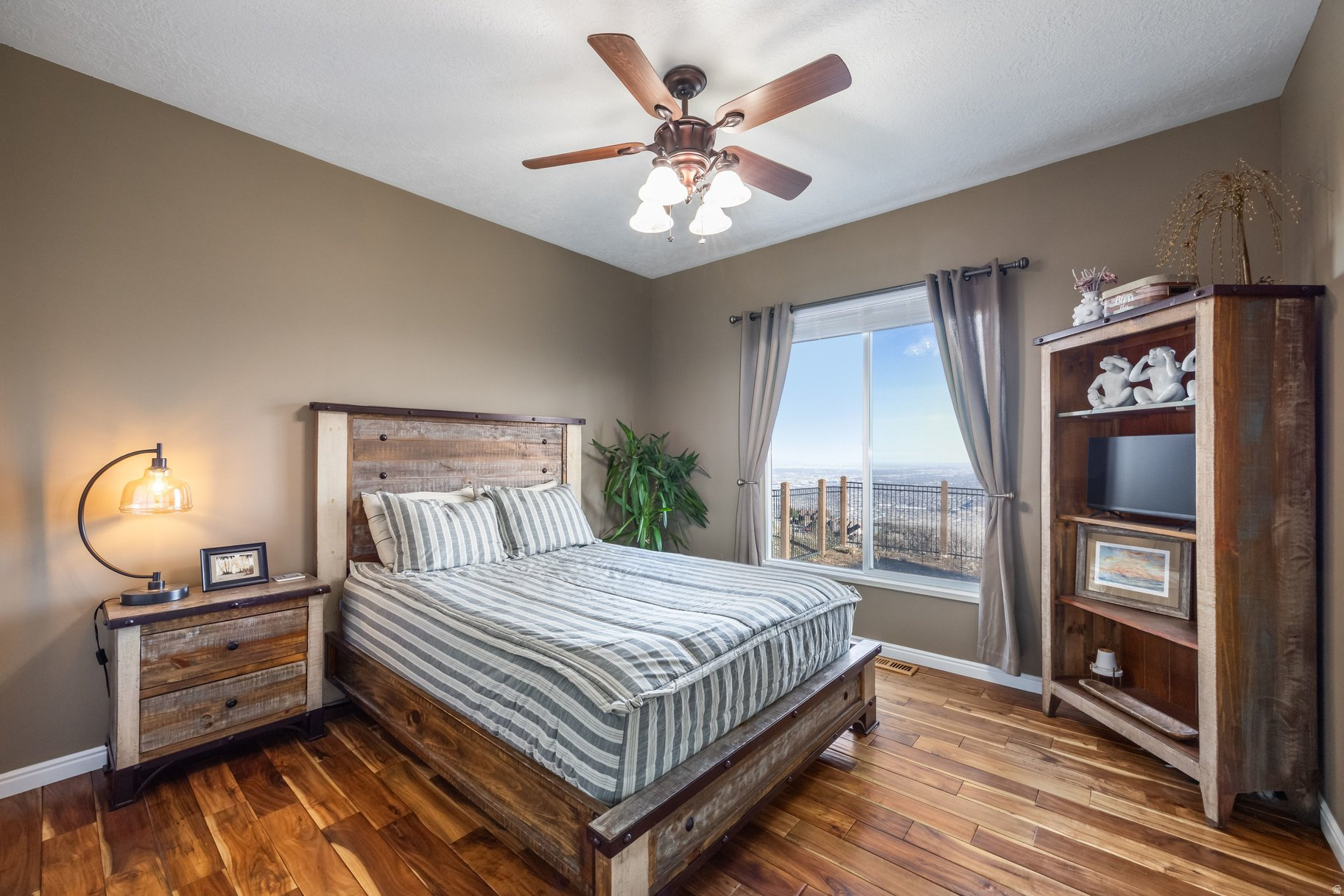 SUNCREST - Residential