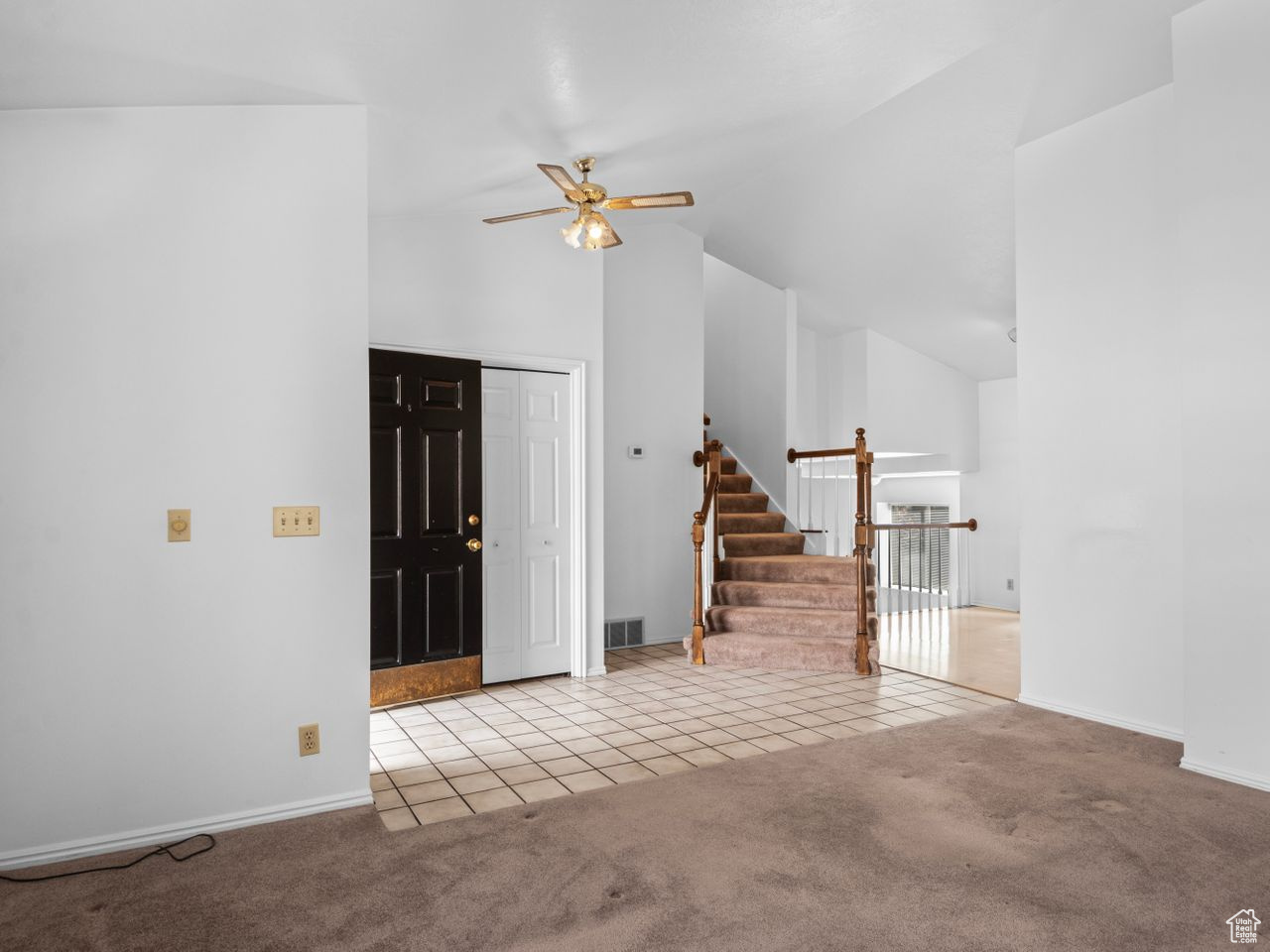 1994 E Gyrfalcon Dr, Sandy, Utah image 4