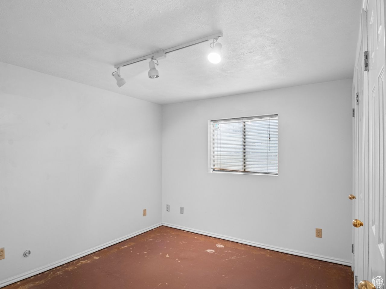 1994 E Gyrfalcon Dr, Sandy, Utah image 19