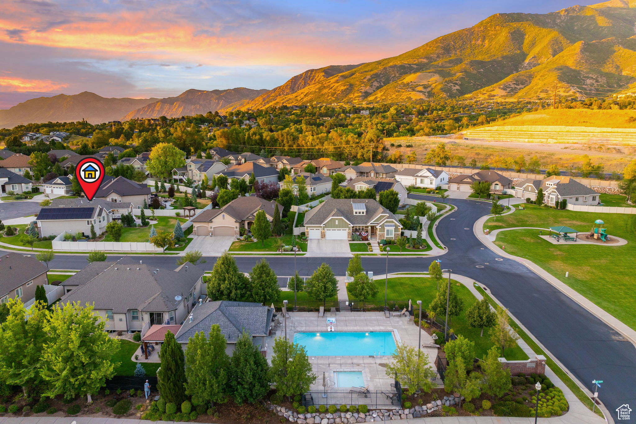 TUSCAN ESTATES - Residential