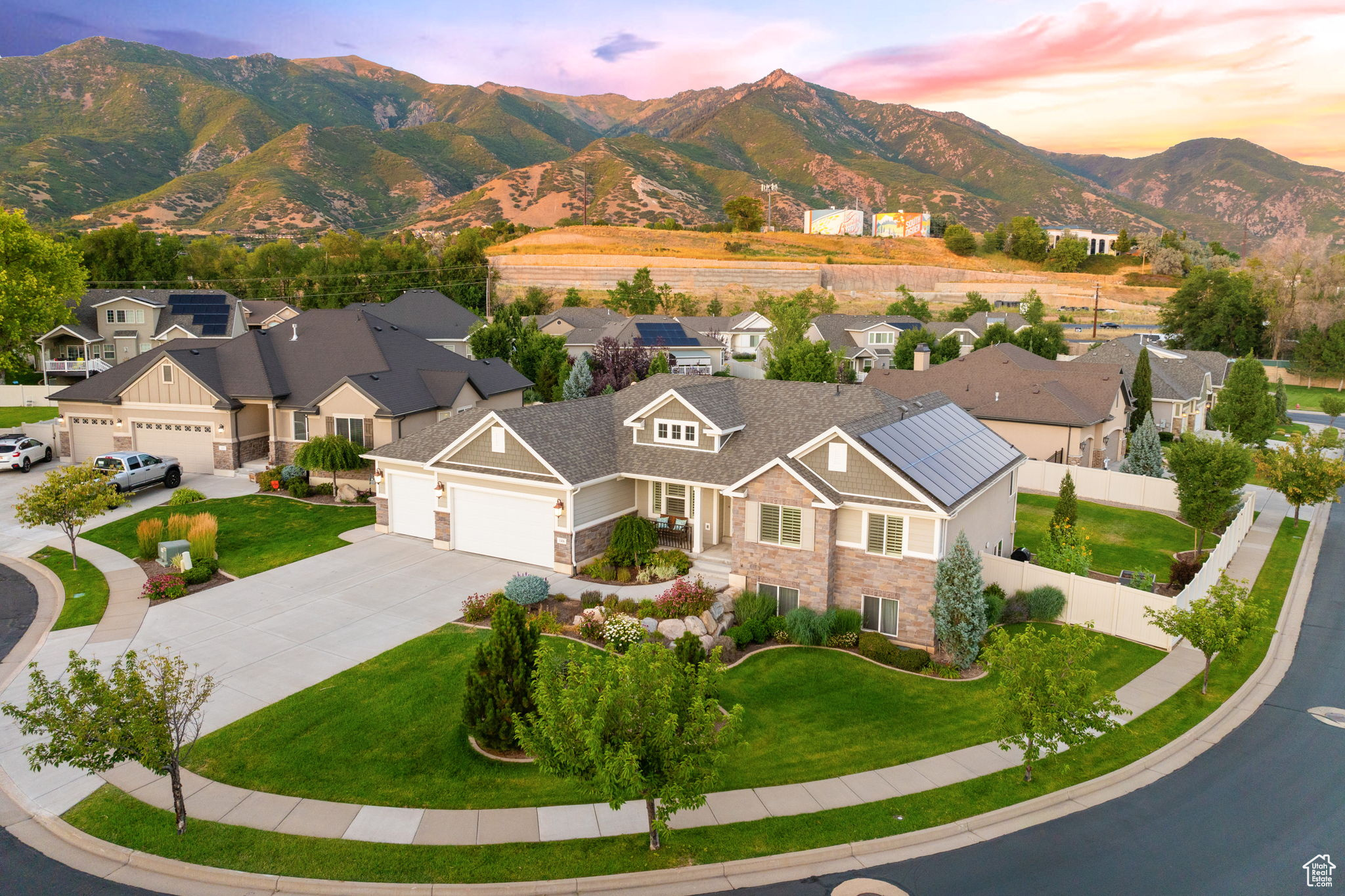 TUSCAN ESTATES - Residential
