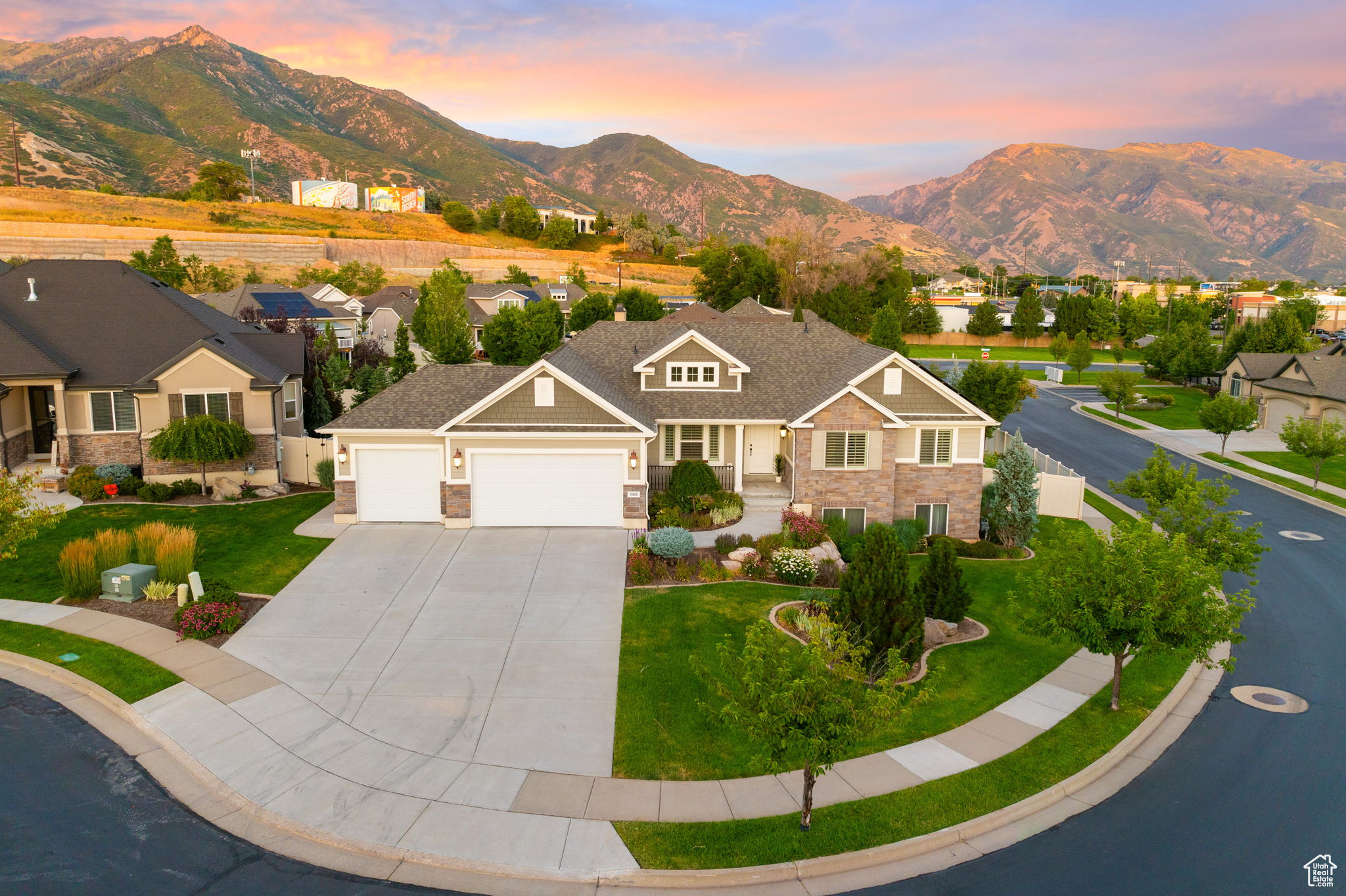 TUSCAN ESTATES - Residential