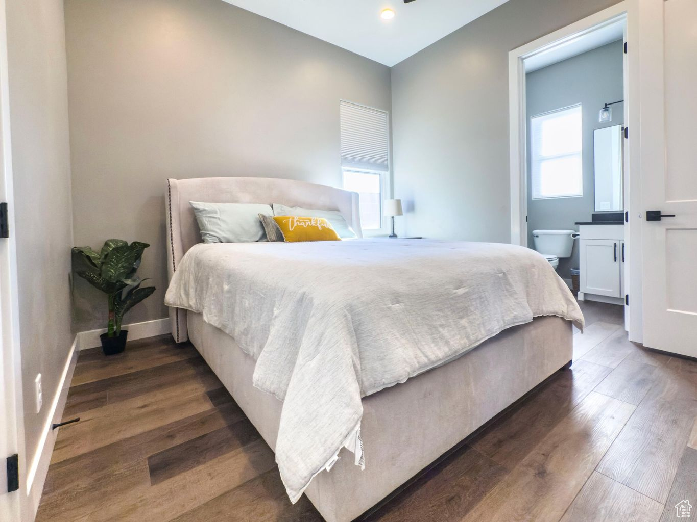 VIEWS AT CORAL CANYON - Residential