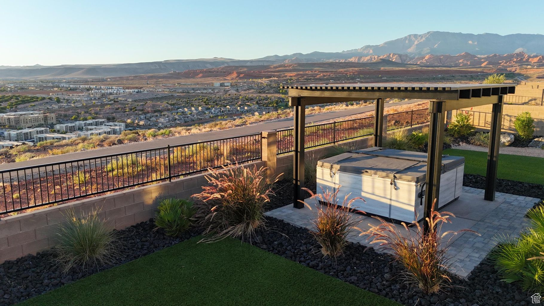 VIEWS AT CORAL CANYON - Residential