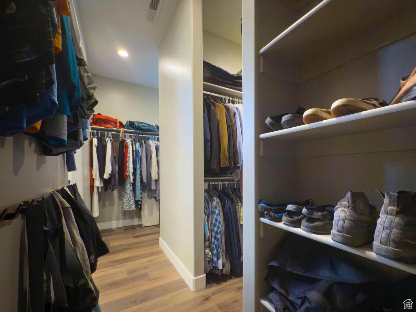 VIEWS AT CORAL CANYON - Residential