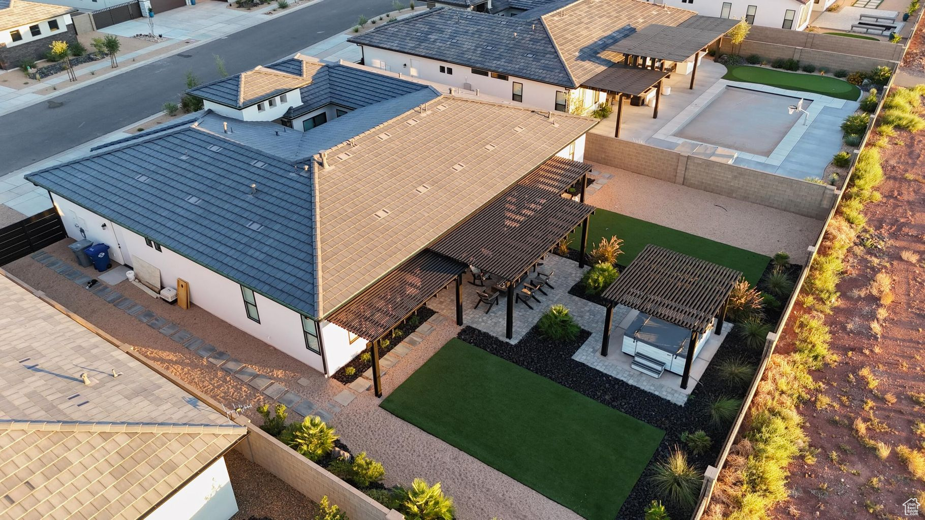 VIEWS AT CORAL CANYON - Residential