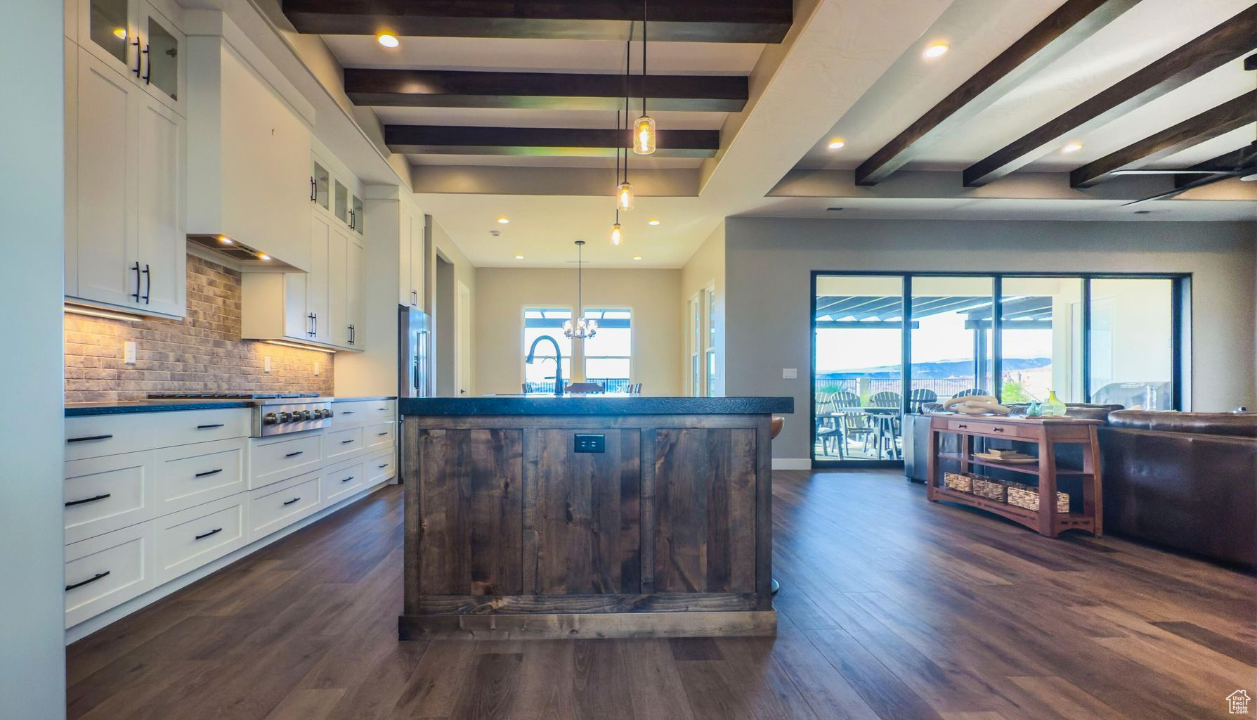 VIEWS AT CORAL CANYON - Residential