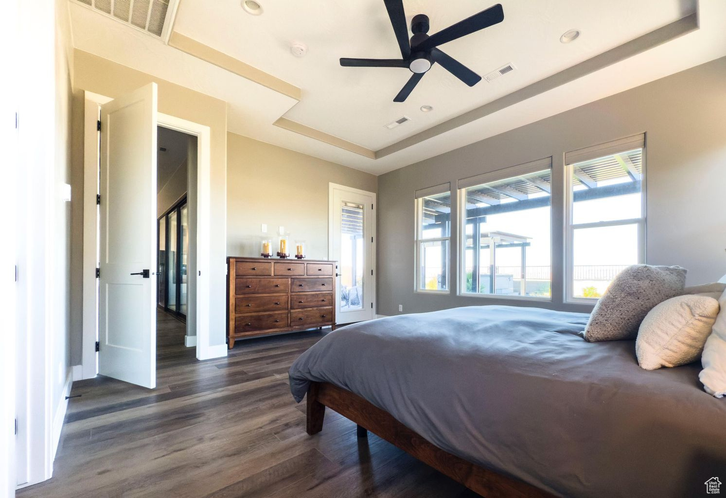 VIEWS AT CORAL CANYON - Residential