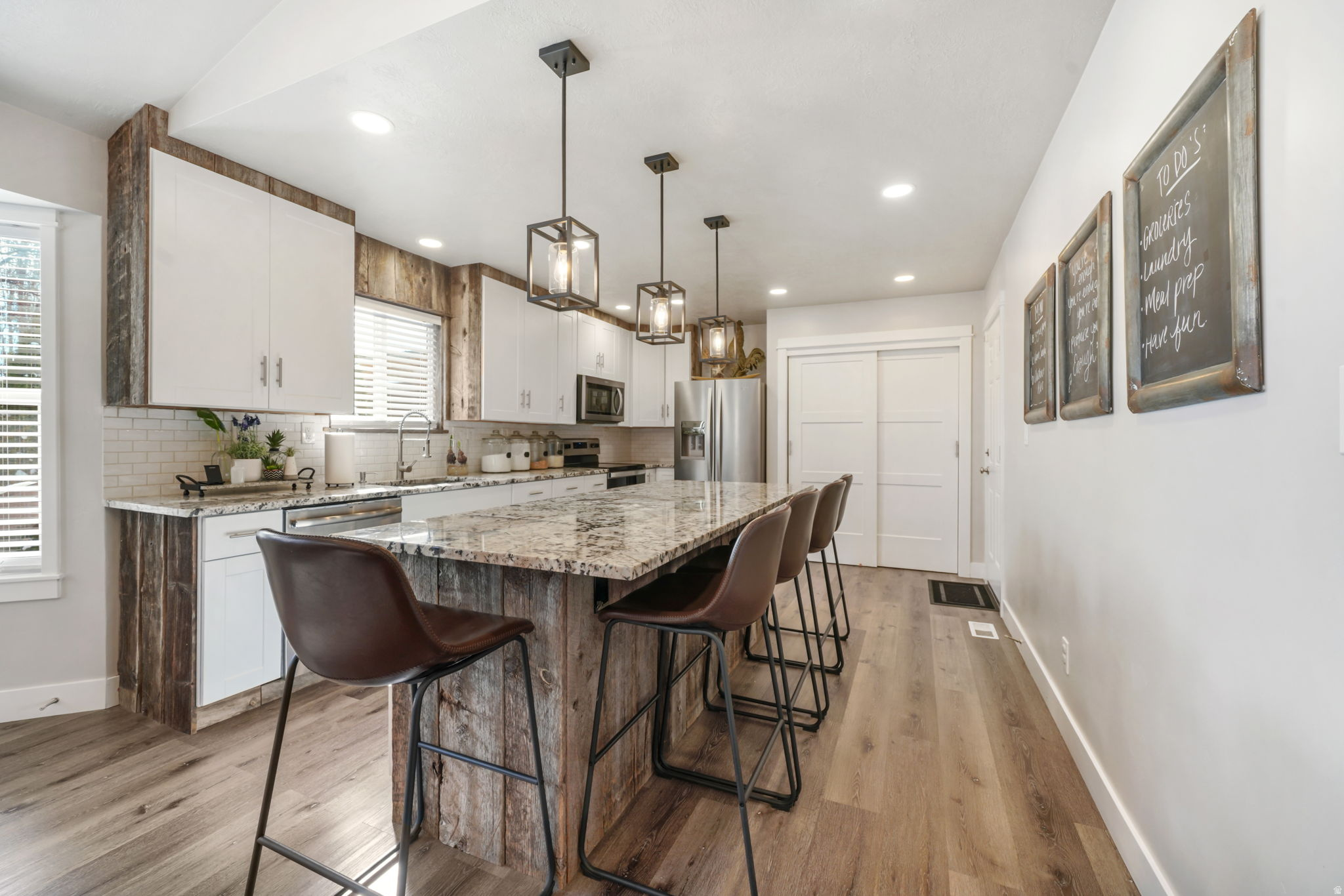 LANDMARK ESTATES - Residential