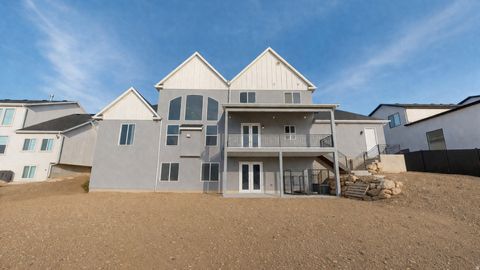 Tiny photo for 1073 N TITAN DR, Lehi, UT 84043 (MLS # 2148724)