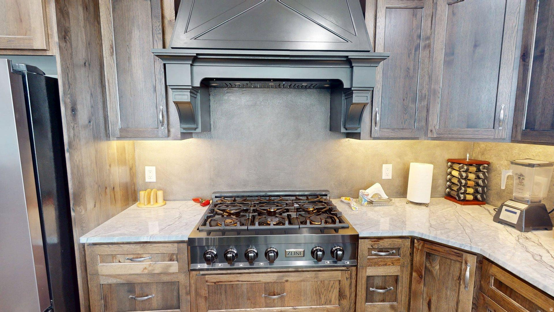 PIONEER HEIGHTS - Residential