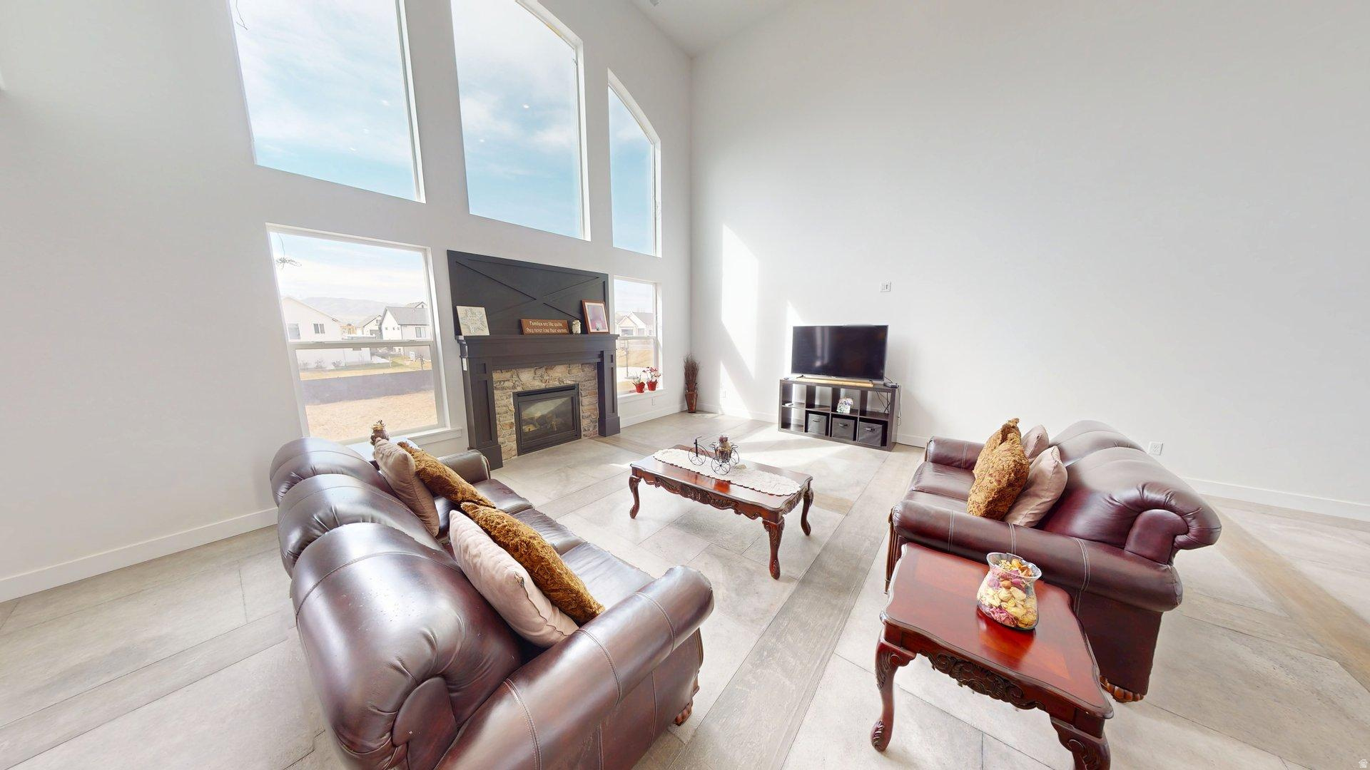 PIONEER HEIGHTS - Residential