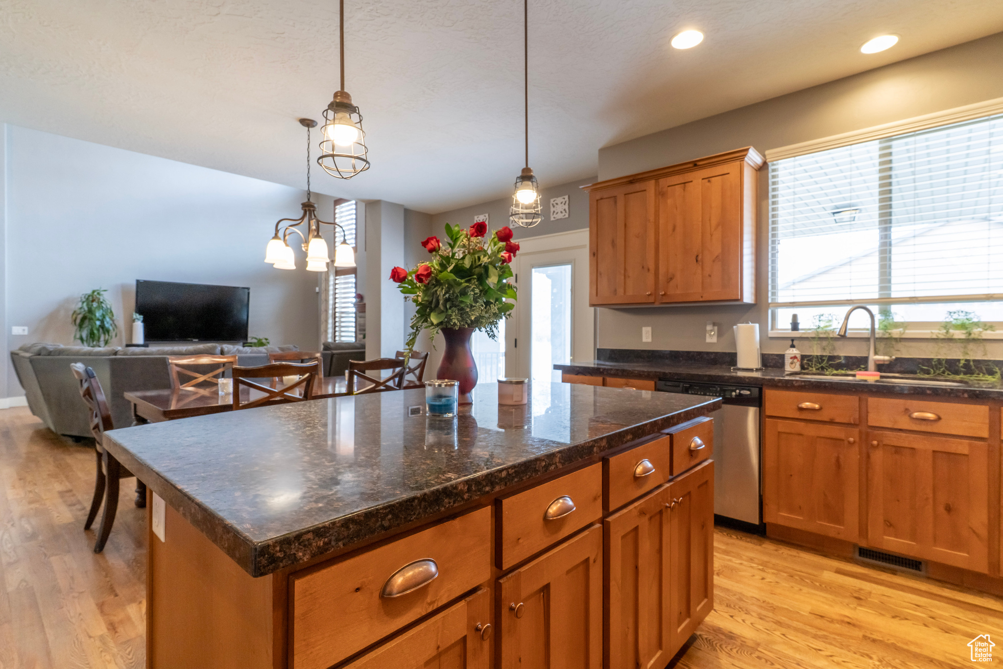 SPRING CREEK - Residential