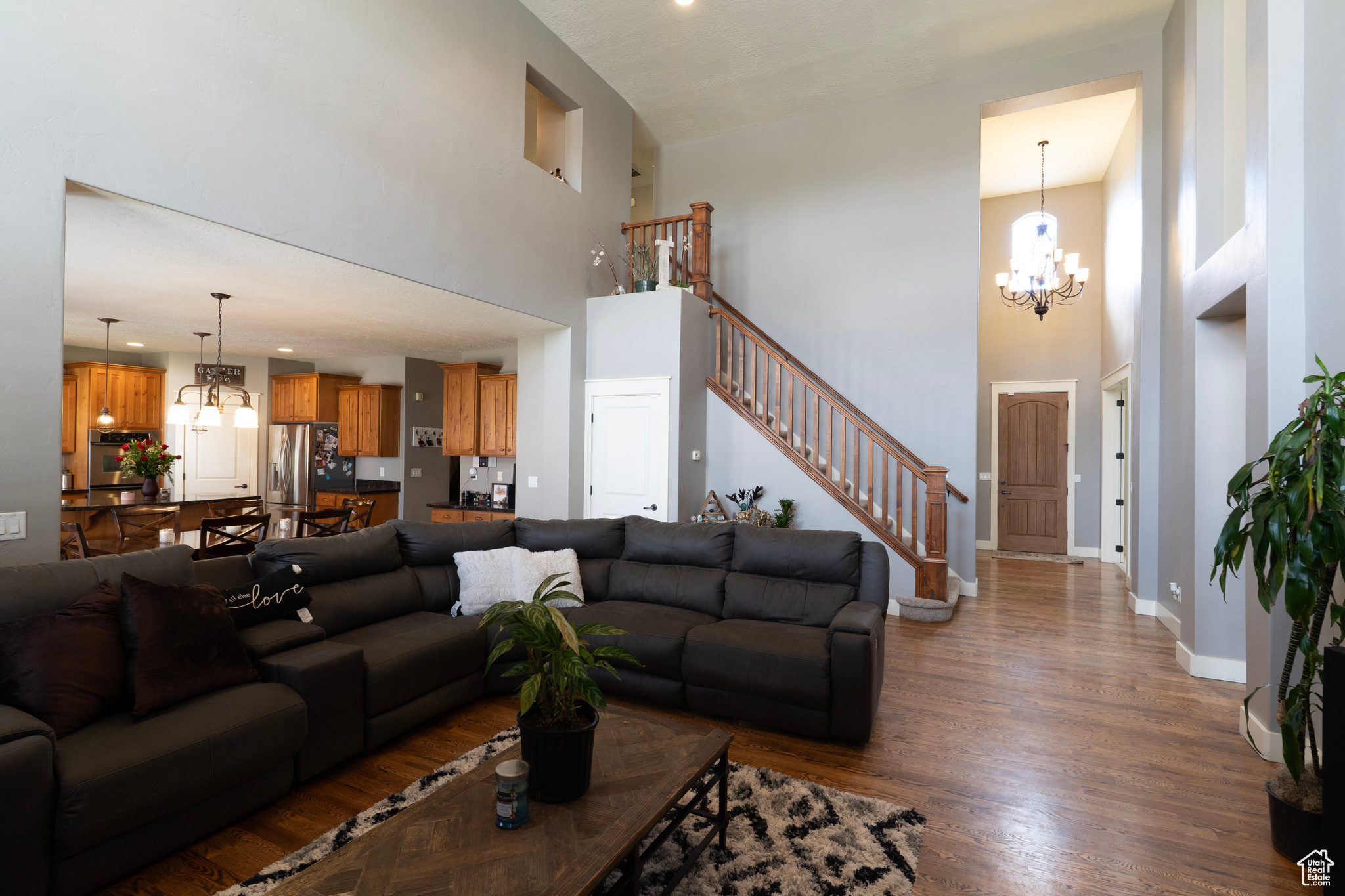 SPRING CREEK - Residential