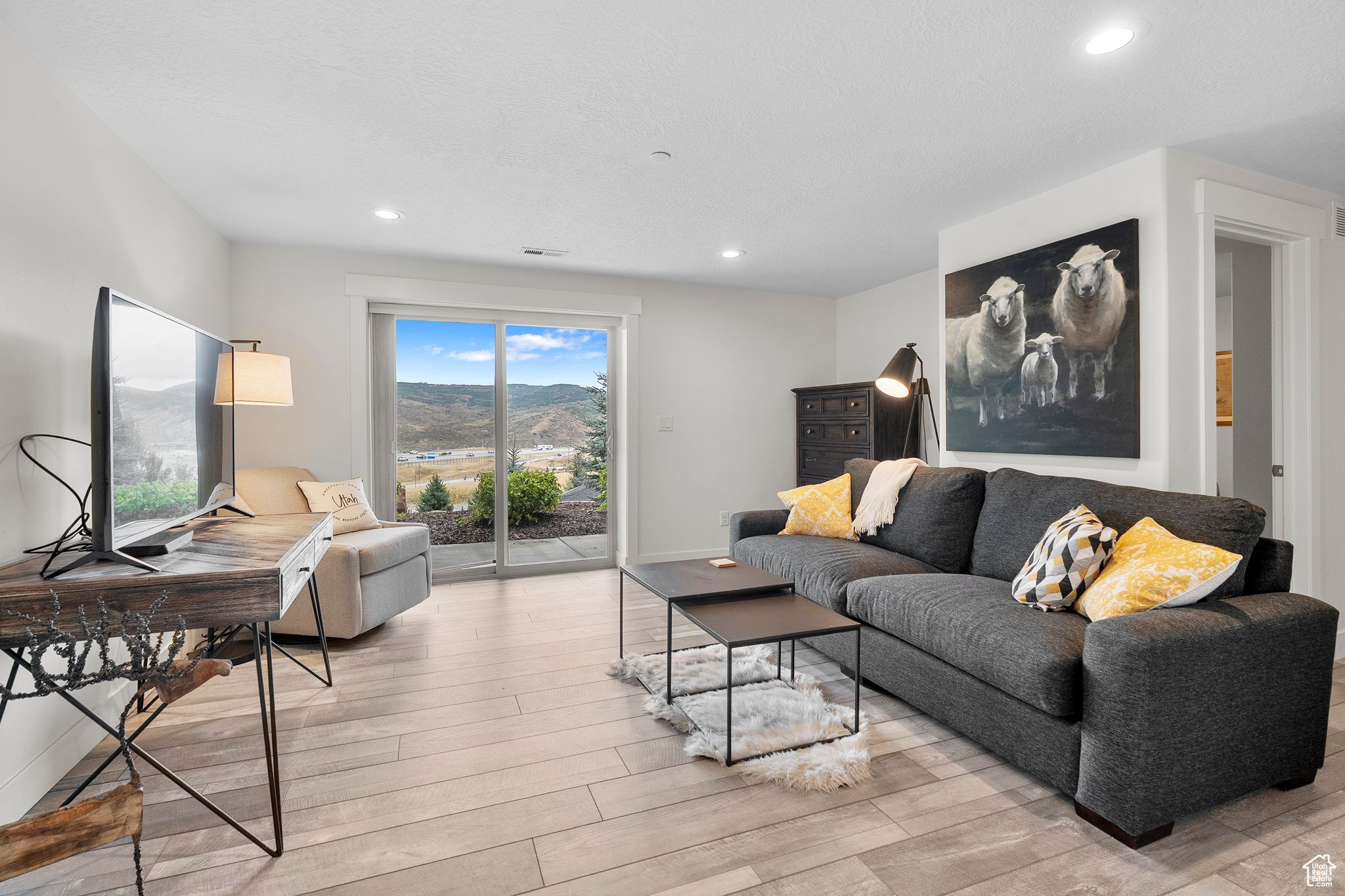 QUARRY SPRINGS - Residential