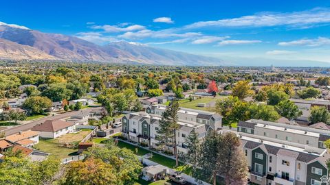 Tiny photo for 493 E ALICE Way, Layton, UT 84041 (MLS # 2116535)