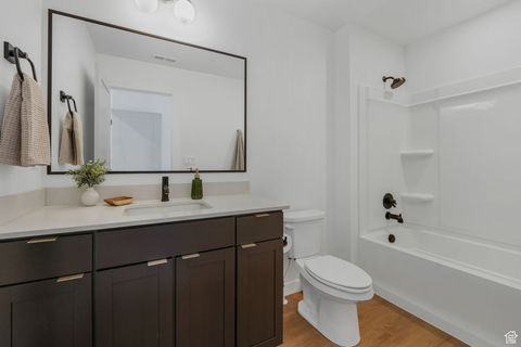 Tiny photo for 493 E ALICE Way, Layton, UT 84041 (MLS # 2116535)