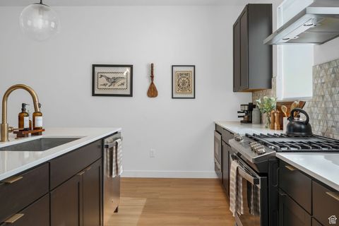 Tiny photo for 493 E ALICE Way, Layton, UT 84041 (MLS # 2116535)