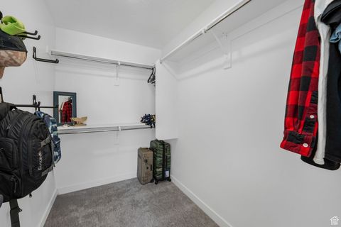 Tiny photo for 493 E ALICE Way, Layton, UT 84041 (MLS # 2116535)