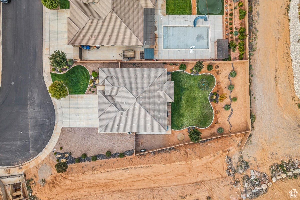 SUGAR PLUM IN THE FIELDS PH 2 - Residential