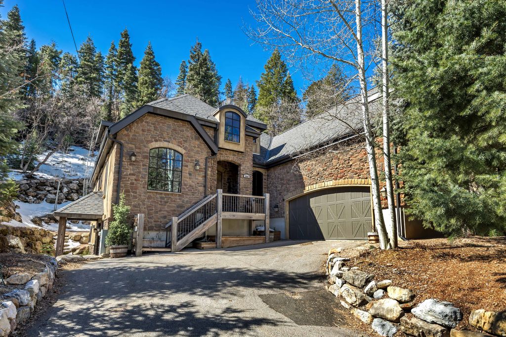 Photo of 9049 N TIMPHAVEN RD, Sundance, UT 84604 (MLS # 2145109)