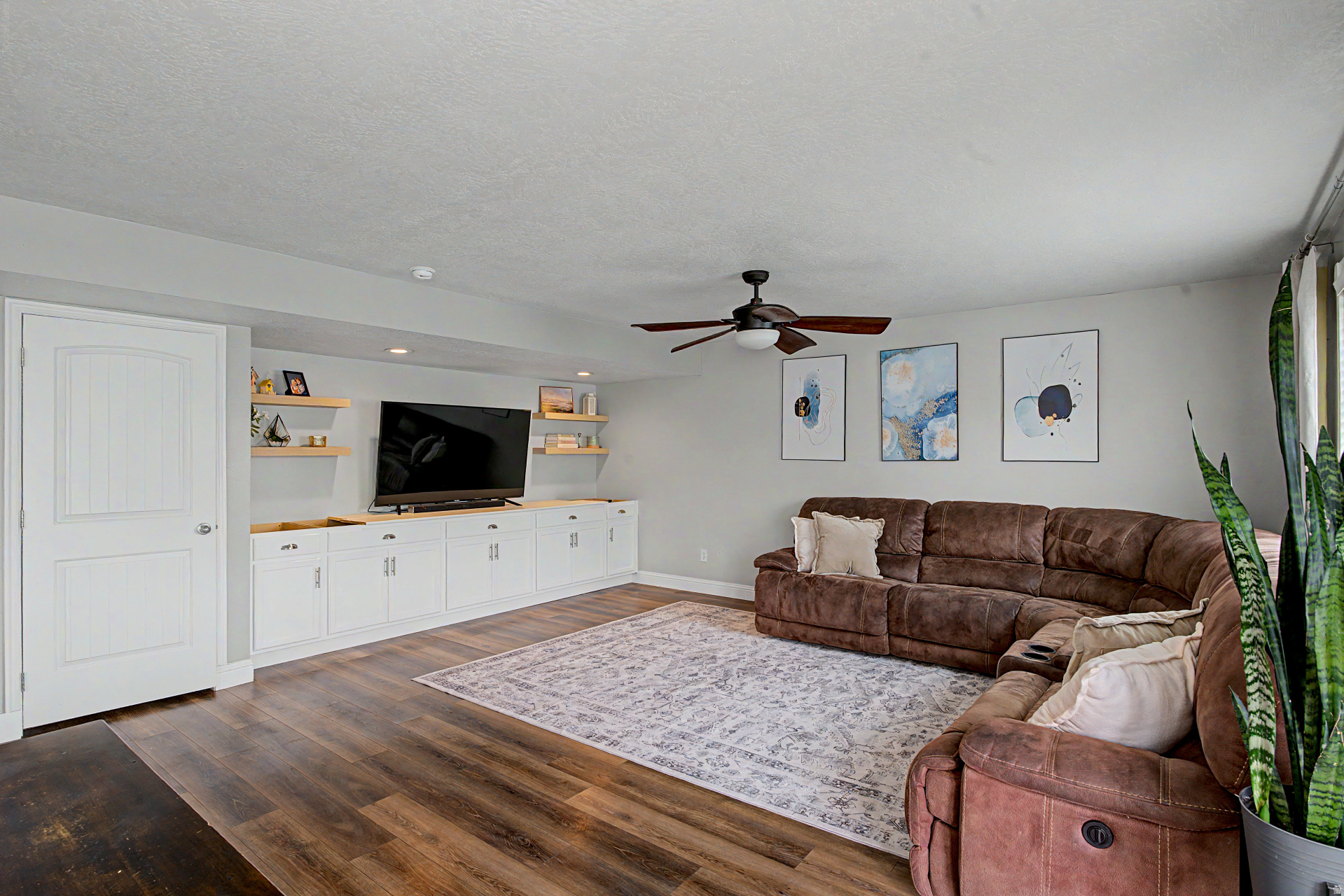CREEKWOOD - Residential