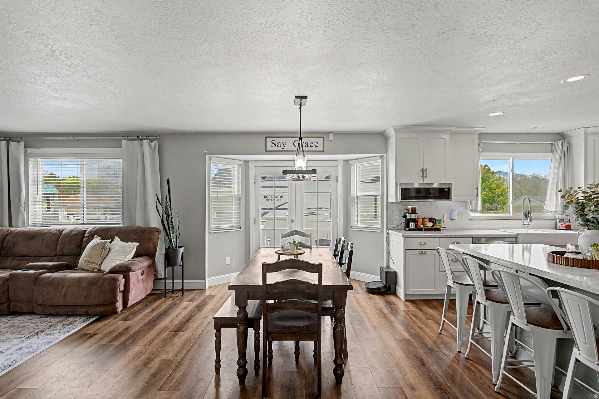 CREEKWOOD - Residential