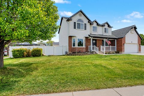 Tiny photo for 8233 S CREEKWOOD CIR, West Jordan, UT 84088 (MLS # 2154452)