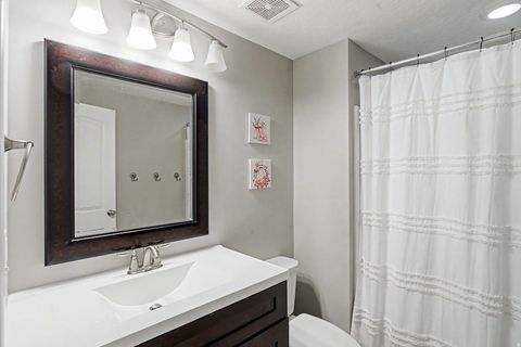 Tiny photo for 8233 S CREEKWOOD CIR, West Jordan, UT 84088 (MLS # 2154452)