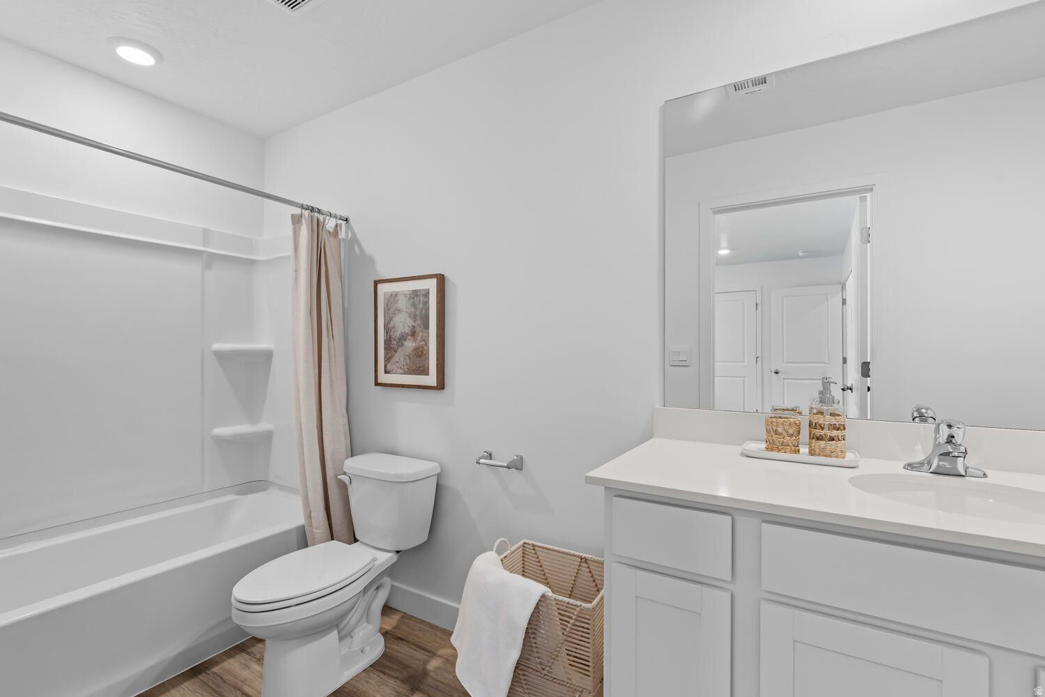 OLD SORREL TOWNHOMES - Residential