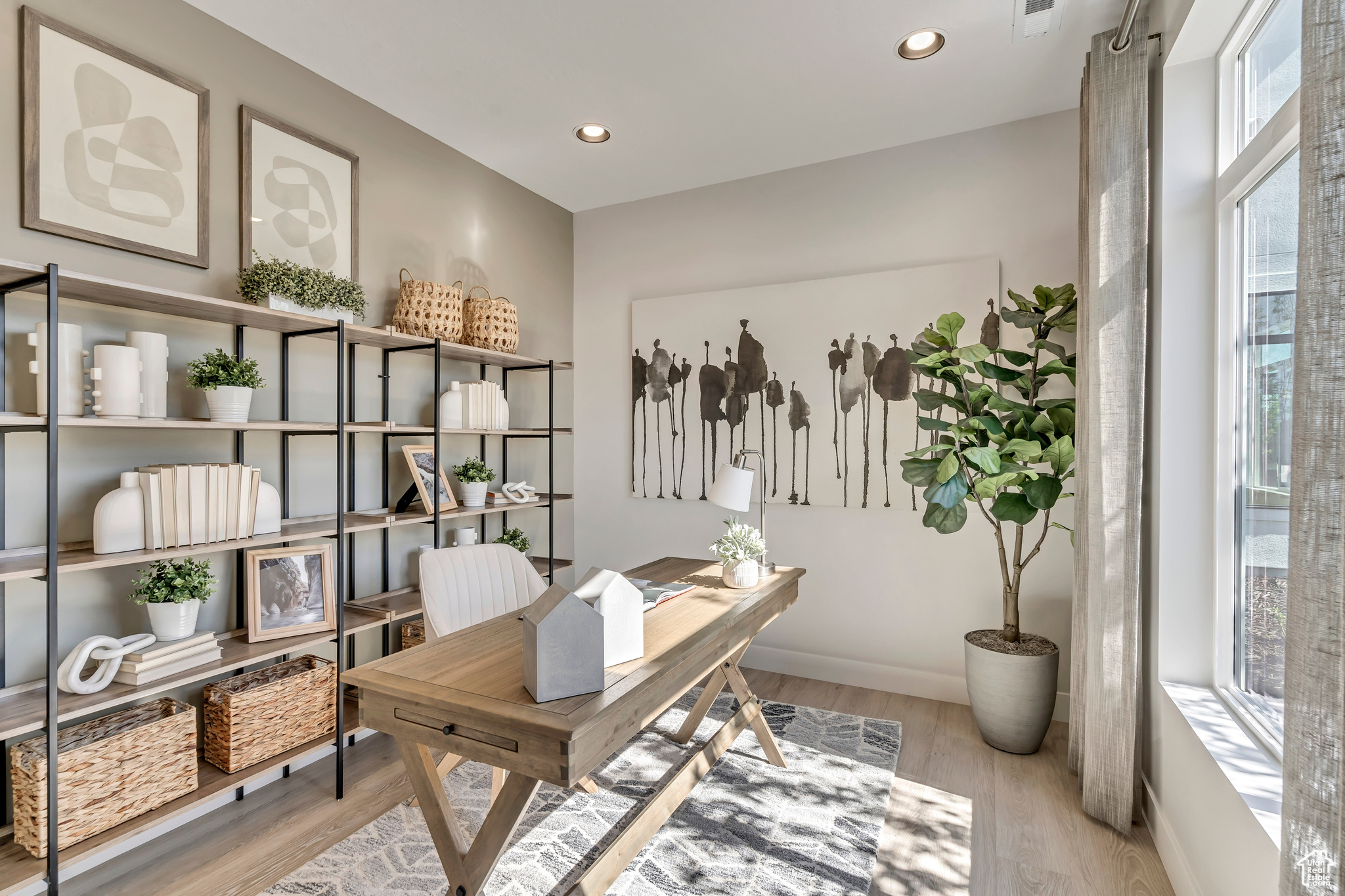 CREEKSIDE AT SHORELINE - Residential