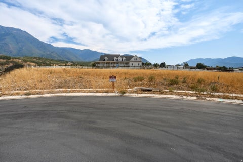 Tiny photo for 554 N MOUNTAIN VEIW DR #16, Elk Ridge, UT 84651 (MLS # 2177343)